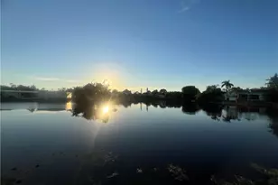 273 Cape Sable Dr, Naples, FL 34104 - Photo 43