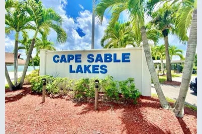 273 Cape Sable Dr, Naples, FL 34104 - Photo 45