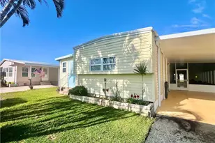 273 Cape Sable Dr, Naples, FL 34104 - Photo 5