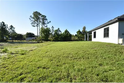 920 Edward Ave, Lehigh Acres, FL 33936 - Photo 9