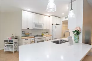 7306 Ascot Ct, Naples, FL 34104 - Photo 7