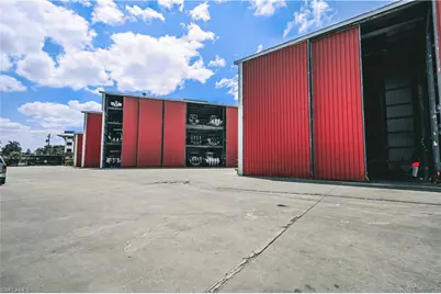 750 River Point   A3-03 Dr, Naples, FL 34102 - Photo 9