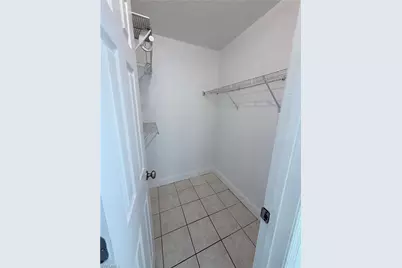 190 Santa Clara Dr #5, Naples, FL 34104 - Photo 7