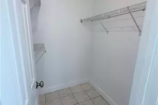 190 Santa Clara Dr, Naples, FL 34104 - Photo 7