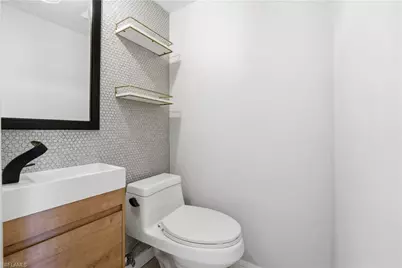 1400 Blue Point Ave #206, Naples, FL 34102 - Photo 5