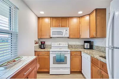 1624 Pine Valley Dr #211, Fort Myers, FL 33907 - Photo 3