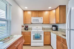 1624 Pine Valley Dr, Fort Myers, FL 33907 - Photo 3