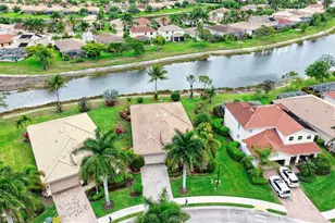 14809 Canton Ct, Naples, FL 34114 - Photo 43