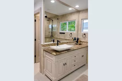 808 SW 52nd St, Cape Coral, FL 33914 - Photo 21