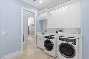 1237 Pocantico Ln, Naples, FL 34110 - Photo 29