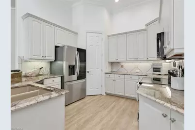 4232 Kensington High St, Naples, FL 34105 - Photo 11