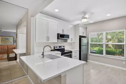 290 Emerald Bay Cir #L7, Naples, FL 34110 - Photo 5