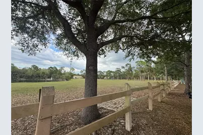 651 Pine Cone Ln, Naples, FL 34104 - Photo 5