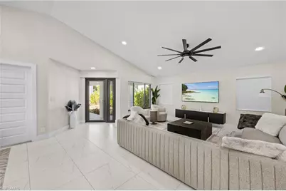 841 91st Ave N, Naples, FL 34108 - Photo 3