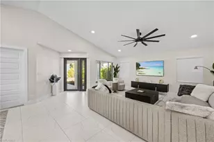 841 91st Ave N, Naples, FL 34108 - Photo 3