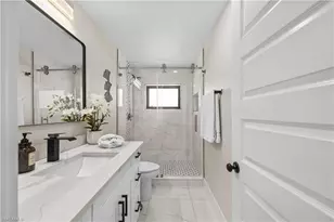 841 91st Ave N, Naples, FL 34108 - Photo 17