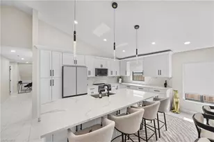 841 91st Ave N, Naples, FL 34108 - Photo 7