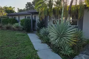 5521 Granada Rd, Fort Myers, FL 33919 - Photo 5