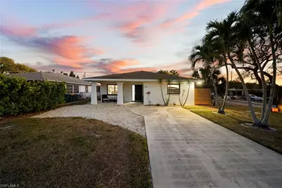 630 99th Ave N, Naples, FL 34108 - Photo 3