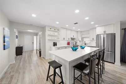 630 99th Ave N, Naples, FL 34108 - Photo 9