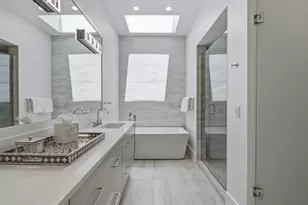 345 Banyan Blvd, Naples, FL 34102 - Photo 13