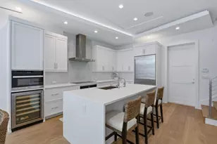 345 Banyan Blvd, Naples, FL 34102 - Photo 7