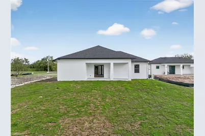 4237 22nd Ave NE, Naples, FL 34120 - Photo 7