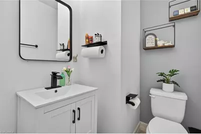 7845 Bristol Cir, Naples, FL 34120 - Photo 23