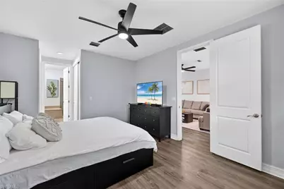 7845 Bristol Cir, Naples, FL 34120 - Photo 17