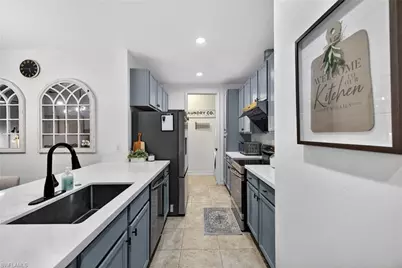 7845 Bristol Cir, Naples, FL 34120 - Photo 9