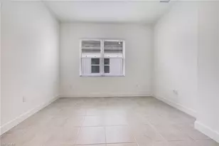 12448 Violet Ln, Naples, FL 34120 - Photo 17