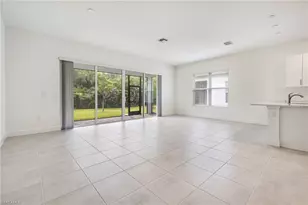 12448 Violet Ln, Naples, FL 34120 - Photo 3