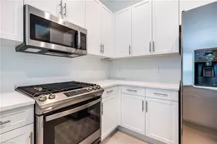 12448 Violet Ln, Naples, FL 34120 - Photo 13