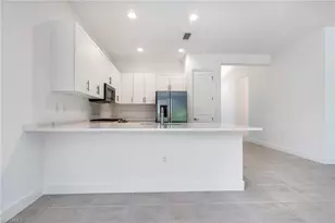 12448 Violet Ln, Naples, FL 34120 - Photo 15