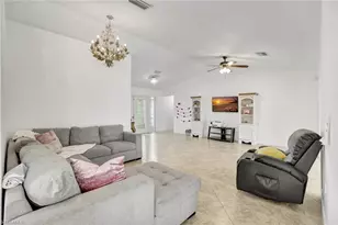 4090 32nd Ave SE, Naples, FL 34117 - Photo 7