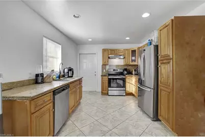 4090 32nd Ave SE, Naples, FL 34117 - Photo 11