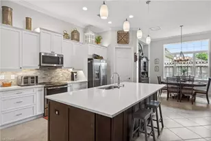 24941 Divot Dr, Bonita Springs, FL 34135 - Photo 7