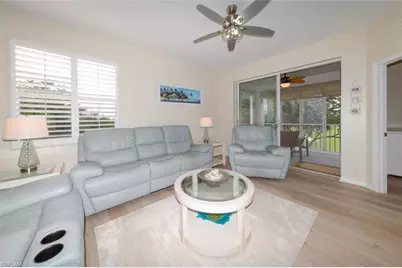 8106 Queen Palm Ln #131, Fort Myers, FL 33966 - Photo 3