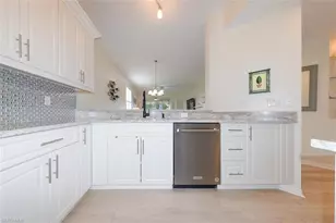 8106 Queen Palm Ln, Fort Myers, FL 33966 - Photo 5