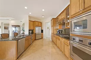 2538 Marquesa Royale Ln, Naples, FL 34109 - Photo 23
