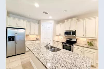 16432 Aberdeen Way, Naples, FL 34110 - Photo 3