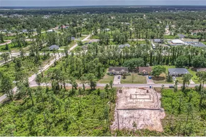 1081 Ainsworth St E, Lehigh Acres, FL 33974 - Photo 3