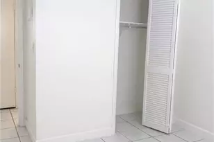 3325 Airport Rd N, Naples, FL 34105 - Photo 5