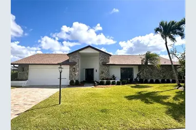 1203 Foxfire Ln, Naples, FL 34104 - Photo 1