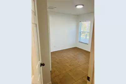 3280 2nd Ave SE, Naples, FL 34117 - Photo 9