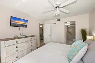 811 W Elkcam Cir, Marco Island, FL 34145 - Photo 21