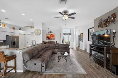 9131 Old Hickory Cir, Fort Myers, FL 33912 - Photo 5