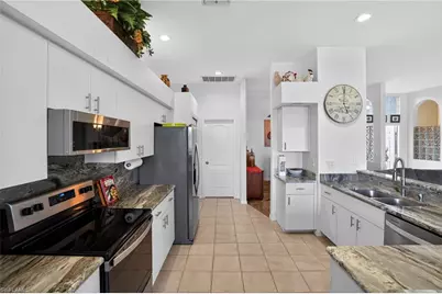 9131 Old Hickory Cir, Fort Myers, FL 33912 - Photo 15