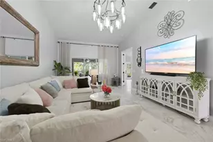 2365 Hidden Lake Dr, Naples, FL 34112 - Photo 5