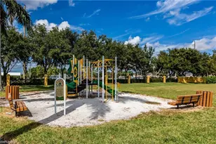 7738 Bristol Cir, Naples, FL 34120 - Photo 29